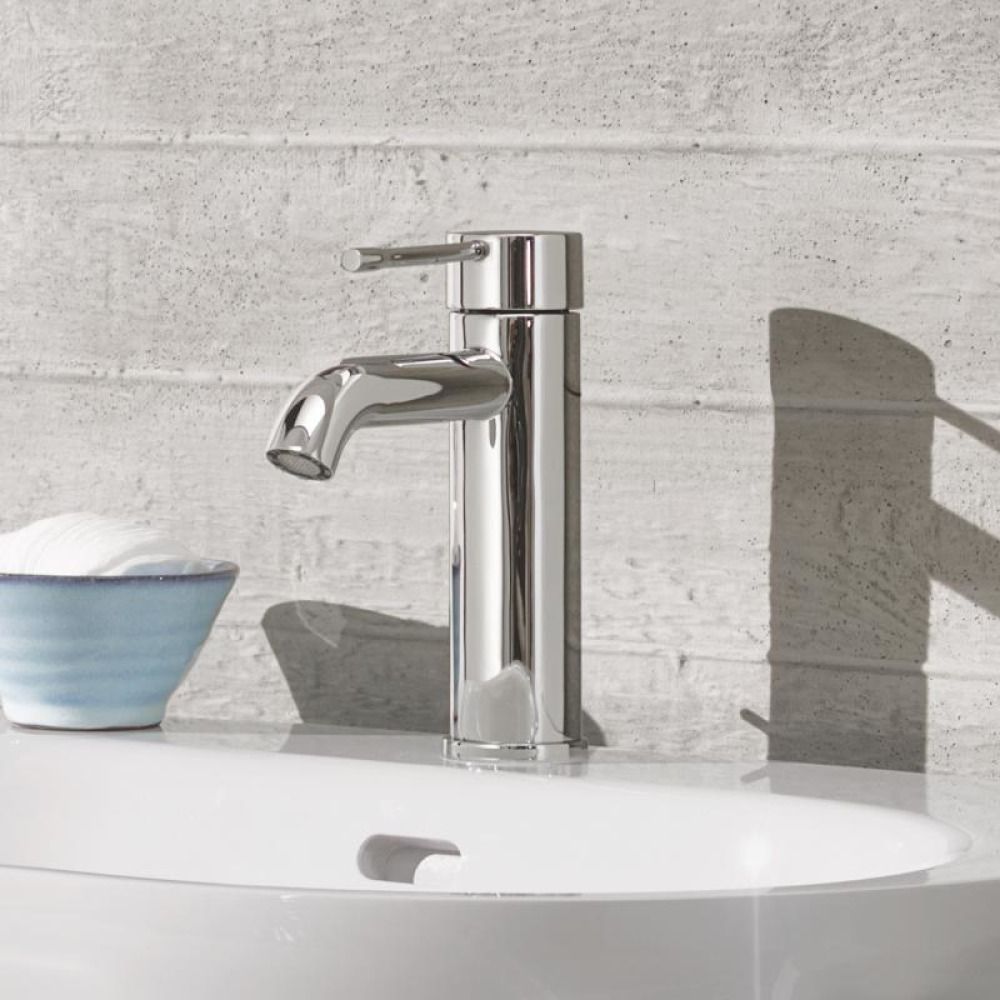 Змішувач для умивальника Grohe Essence New S-Size, хром (23591001)