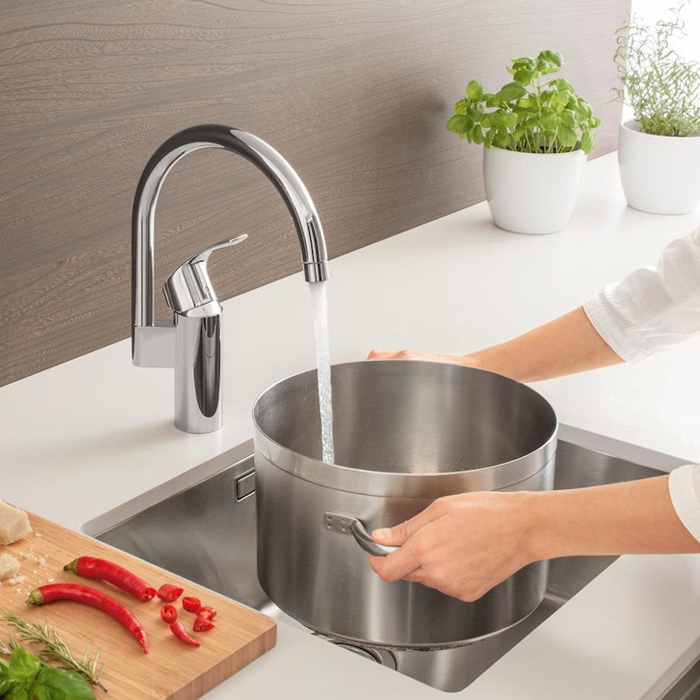 Кухонний змішувач для мийки GROHE Eurosmart (33202DC2)